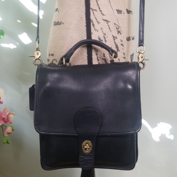 Coach Handbags - Coach Leather Crossbody Bag